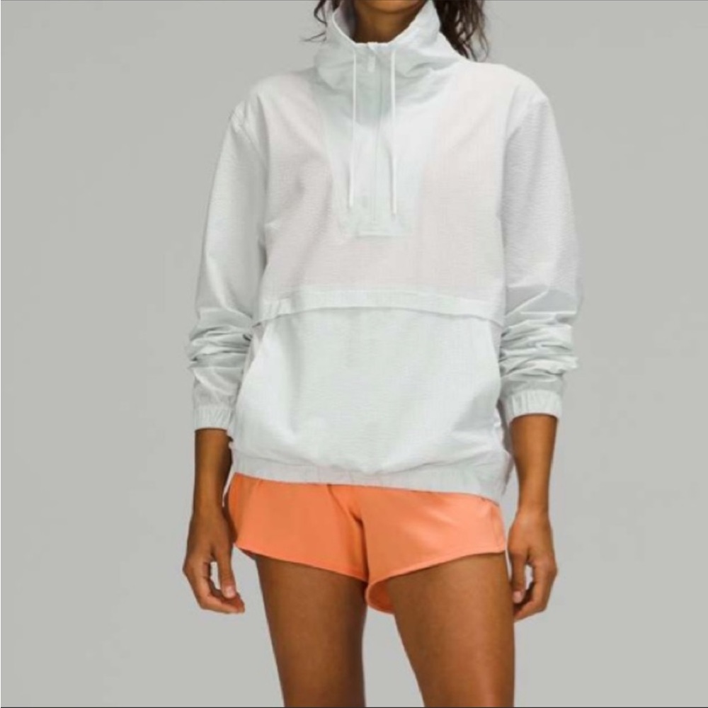 Lululemon Pack Light Pullover, size 4, color : “ocean air”